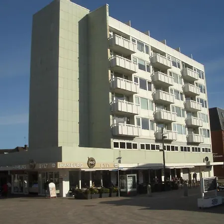 Zentrales Mit Schoener Aussicht Auf Sylt Westerland